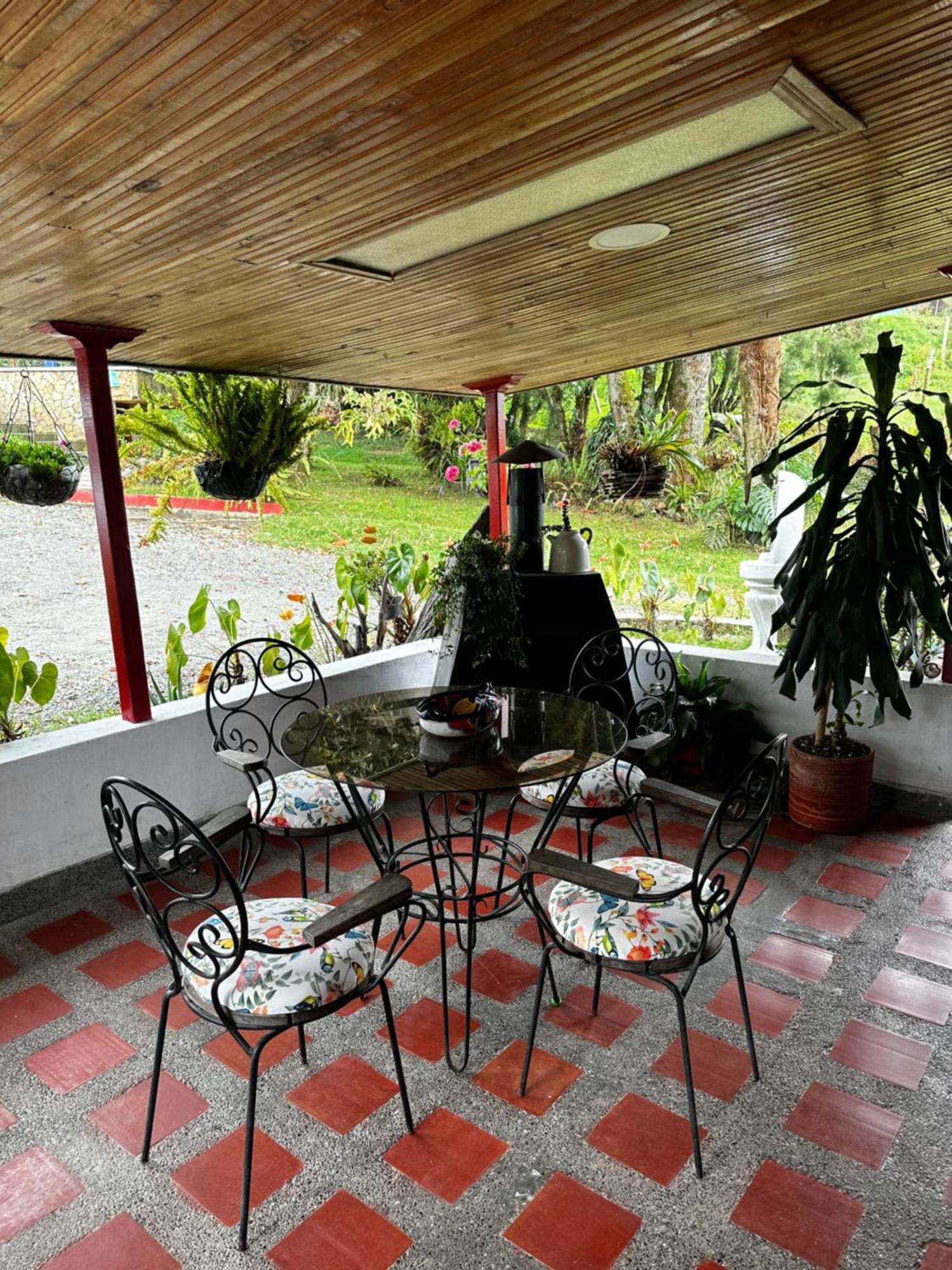 賓館 La Toscana